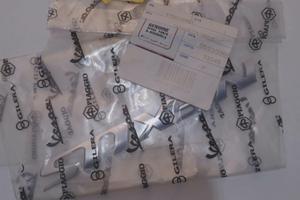 TARGHETTA ADESIVO NEXUS GILERA 97581100C2