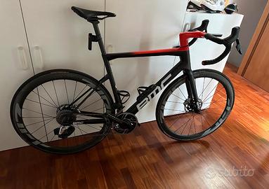 Bici da corsa BMC SLR-01 TEAMMACHINE ONE 2023