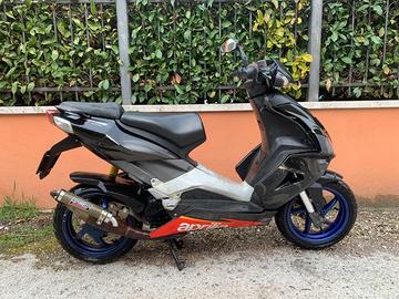 Aprilia SR 50 factory i.e 2009