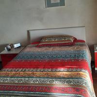 Camera da letto / libreria / scrivania