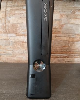 Xbox 360 + 2 Controller + Giochi