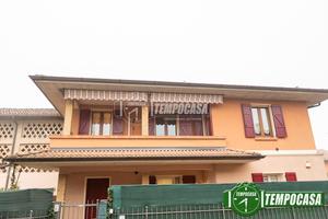 TRE LOCALI CON DOPPI SERVIZI E BOX