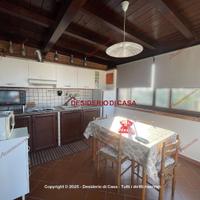 Appartamento, Campofelice di Roccella.