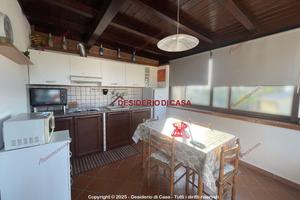 Appartamento, Campofelice di Roccella.