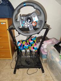 
  
Logitech G29 + supporto cockpit