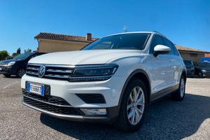 Volkswagen Tiguan 2.0 TDI SCR 4MOTION Executive Bl