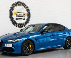 ALFA ROMEO Giulia V6 Bi-Turbo Quadrifoglio AKRAP