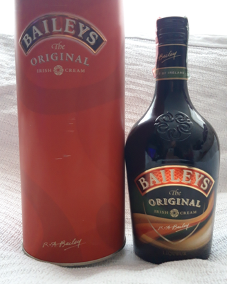 Baileys con scatola latta
