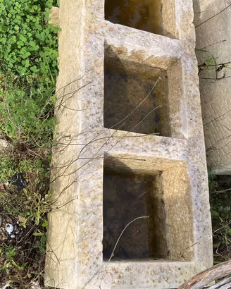 Pile e fioriere in pietra leccese