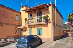 Rif.55 Ariccia Appartamento Luminoso Castelli