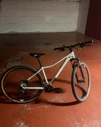MTB Cube bianco M ruota 29