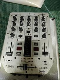 mixer dj behringer VMx pro 200