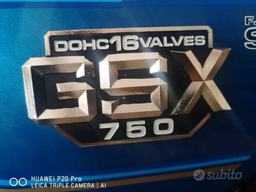 Suzuki gsx 750 16 valvole