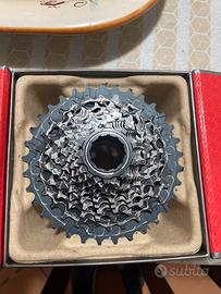 Pacco pignono sram force 10/33