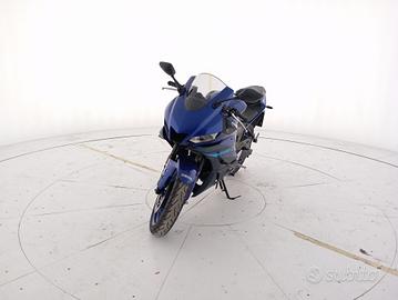 Yamaha YZF R3 - ABS U13589