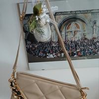 Borsa da donna  nuova ancora con cartellino 