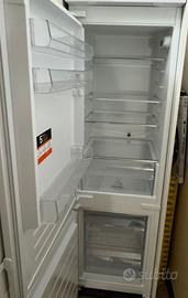 Frigorifero combinato da incasso Hotpoint Arston