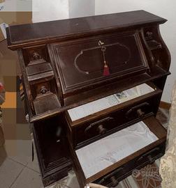 Mobile in legno