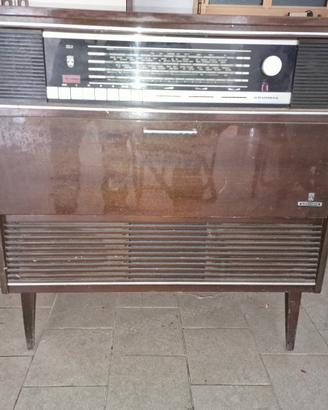 mobile radio giradischi GRUNDIG 
