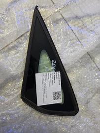 Finestrino triangolare dx anteriore Toyota Prius