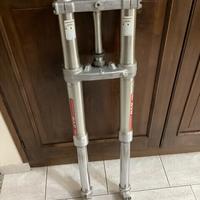 Forcelle Kayaba da 43 e 46 mm, honda cr 95 e 96 01