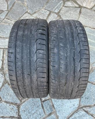Coppia pneumatici Pirello Pzero 225/40/18