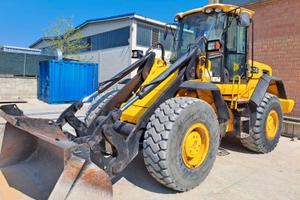 Pala gommata JCB 436