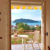 Appartamento con vista mare