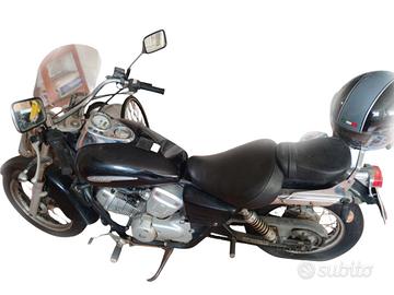 moto Honda shadow 125