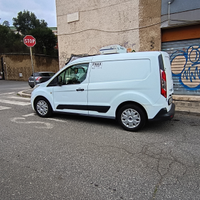 Ford con frigo