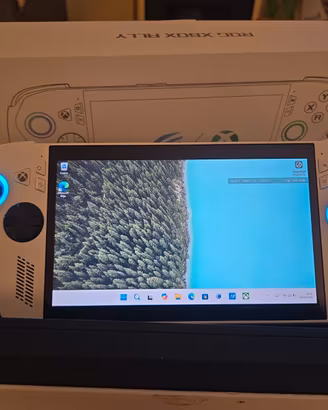 ASUS ROG Ally Xbox – Pari al nuovo, usata una sola