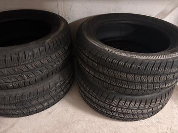 Gomme 225 55 r17c
