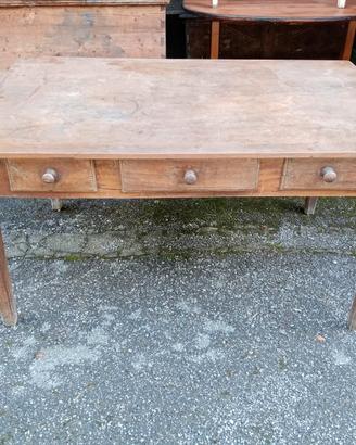 Tavolo antico fine '700 in noce