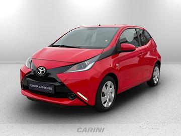 Toyota Aygo 5p 1.0 x-play my15