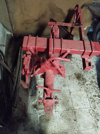 Aratro trivomere Biagioli per Pasquali