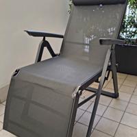 Sdraio pieghevole con poggiatesta 