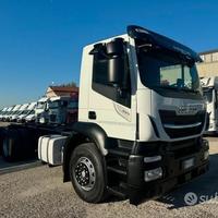 Iveco stralis 330 passo 4200 con 80.000Km (2018)