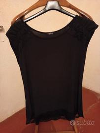 Top nero smanicato, Donna