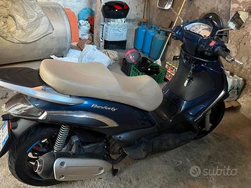 piaggio Beverly  tourer 