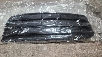 Griglia Paraurti Destra AUDI 8K0807682 01C Origina