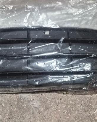 Griglia Paraurti Destra AUDI 8K0807682 01C Origina