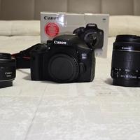 Canon Eos 750D con obbiettivi