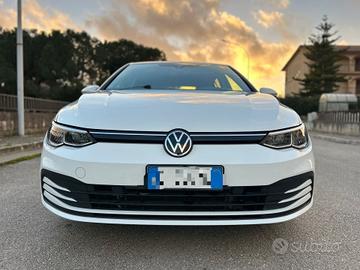 Volkswagen Golf 2.0 TDI 150 CV DSG SCR R-Line