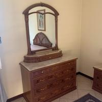 Cassettiera con specchio +2 comodini