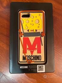 Cover Moschino