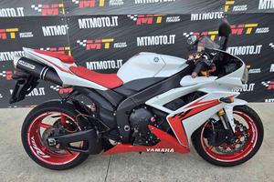 YAMAHA YZF R1 Arrow Video 360