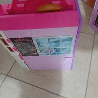 Casa Barbie più ristorante