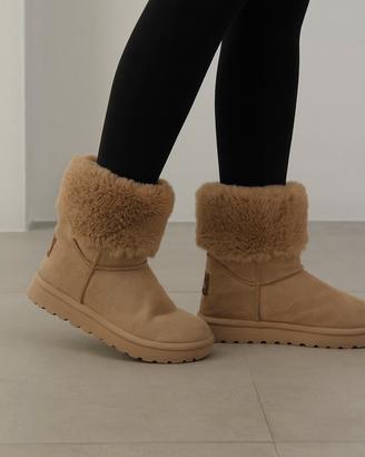 Stivali invernali beige con pelliccia