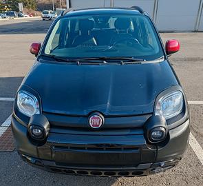 Panda cross Hybrid benzina Red NEOPATENTATI