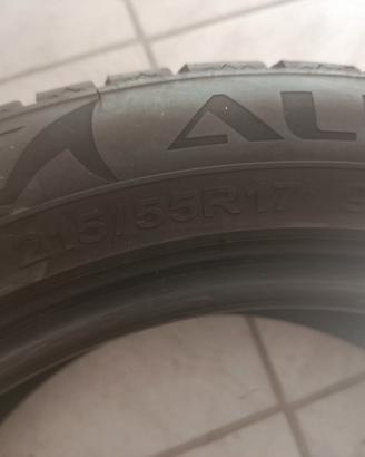 gomme invernali  215/55 r17